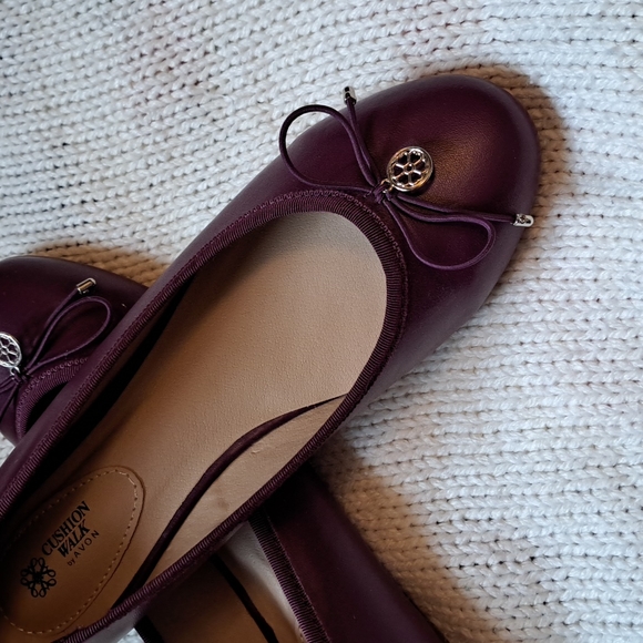 Cushion Walk by Avon - Picture 2 of 5